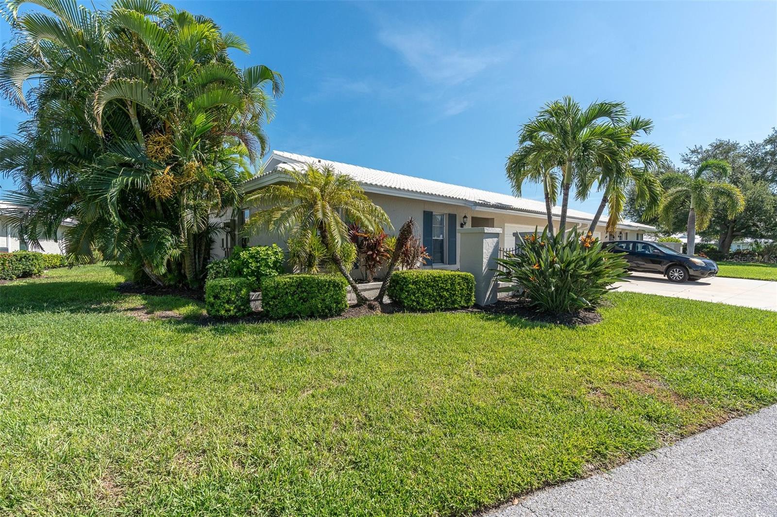 6804 W 8TH AVE - Photo 4