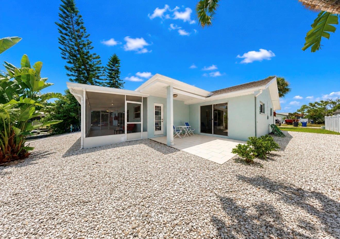 APOLLO BEACH UNIT 08 A RESUBDI - Residential