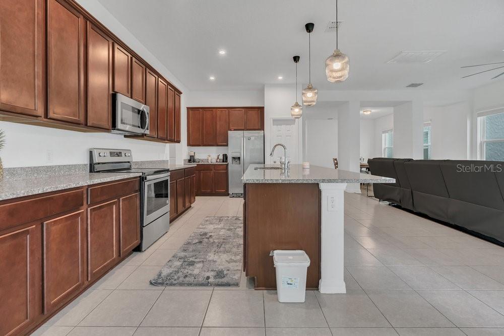 WESTSIDE VILLAGE - Residential Lease