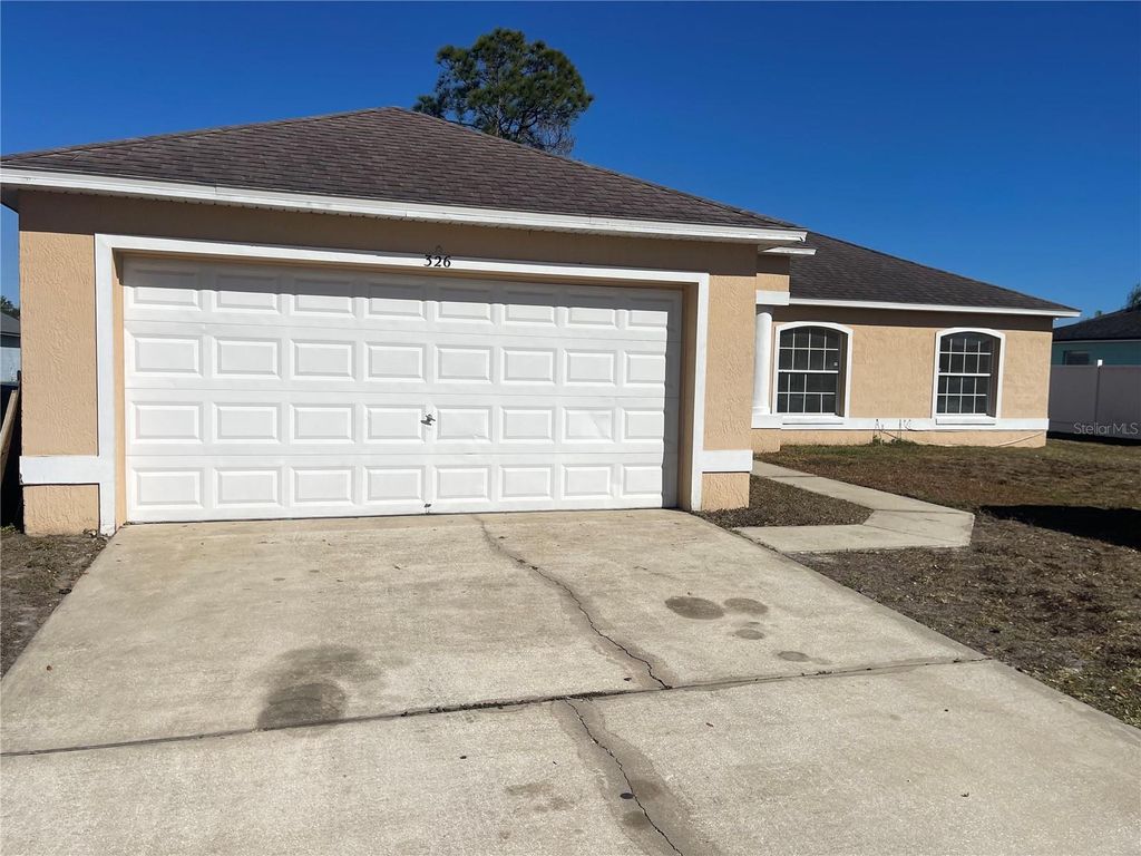 Photo of 326 Chelmsford Court, Kissimmee, FL 34758 (MLS # S5143141)