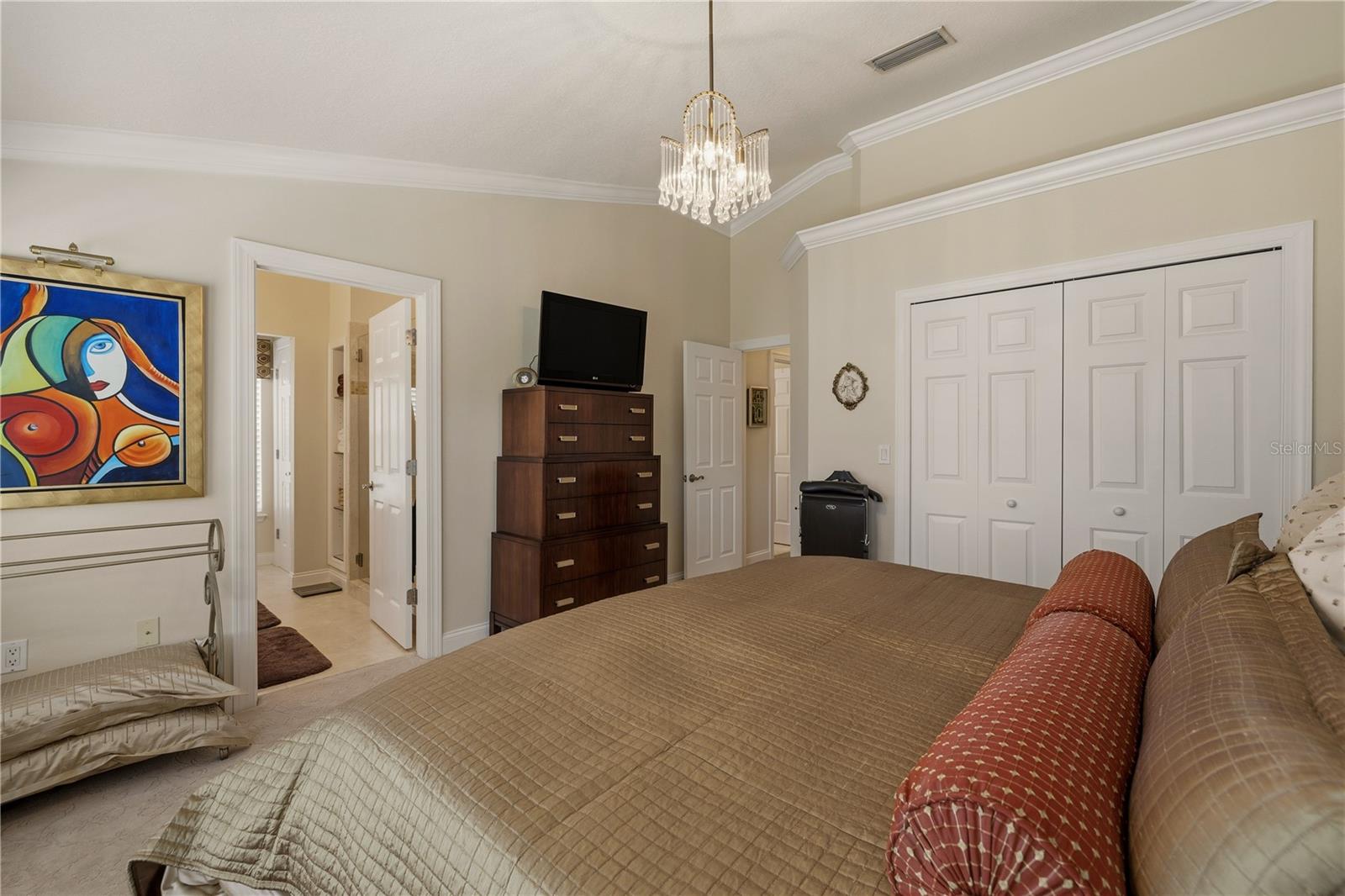SADDLE CREEK MANOR - Residential