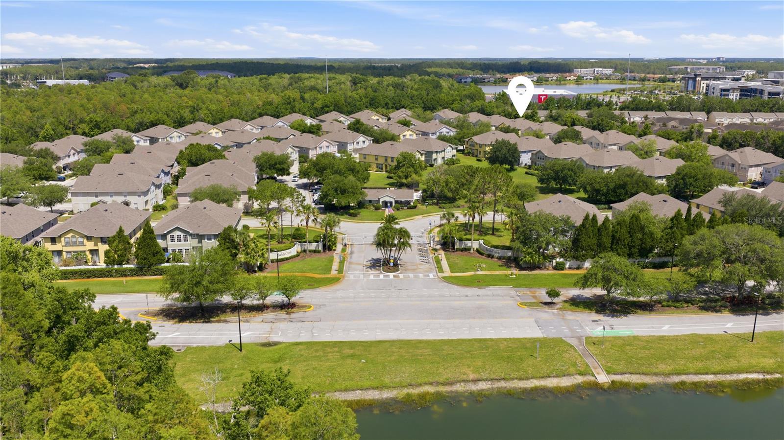SADDLE CREEK MANOR - Residential