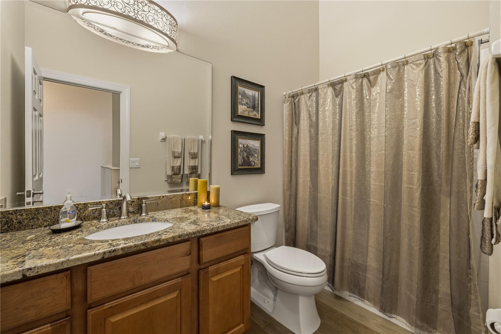 SADDLE CREEK MANOR - Residential