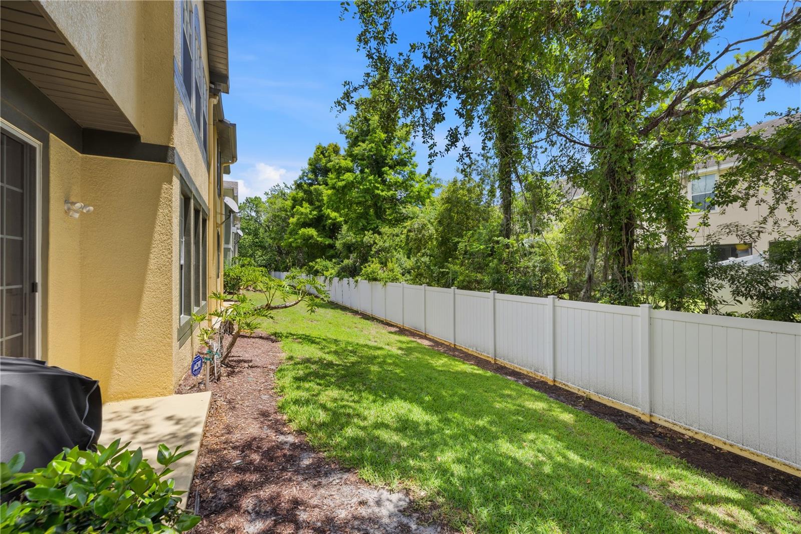 SADDLE CREEK MANOR - Residential