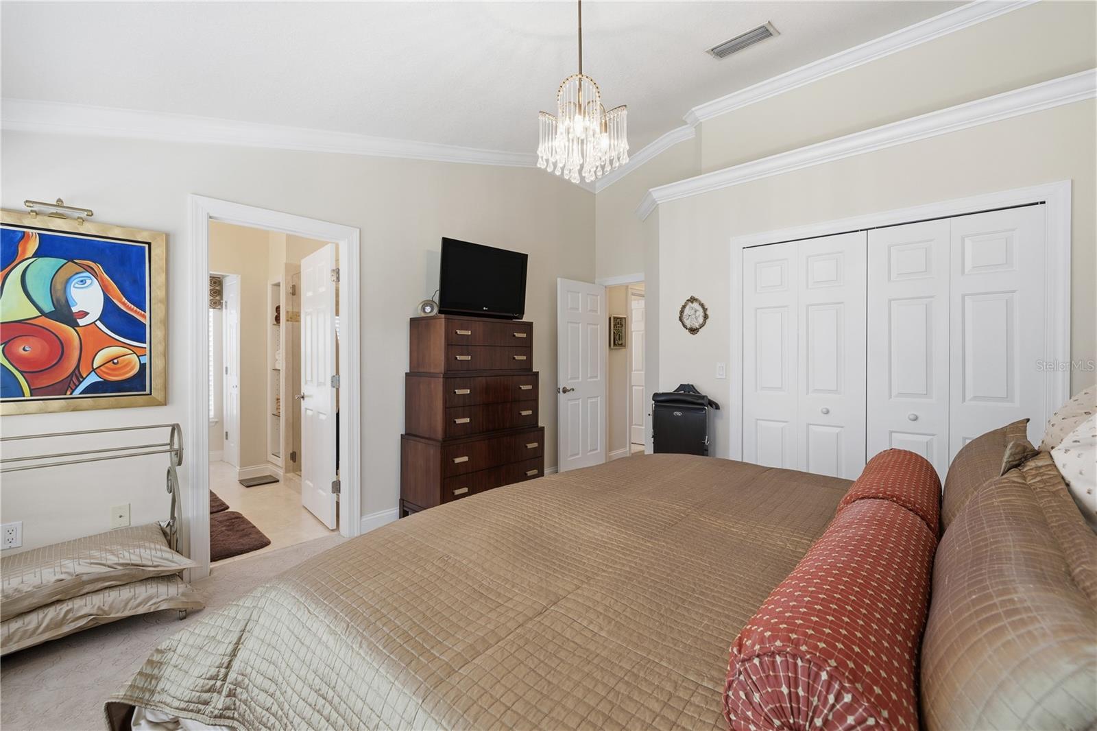 SADDLE CREEK MANOR - Residential