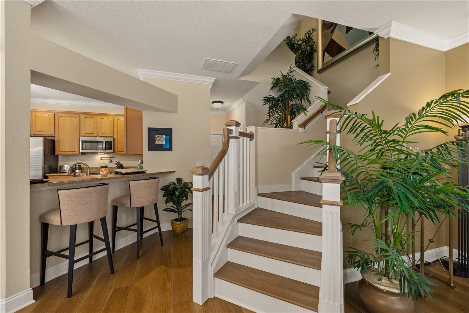 SADDLE CREEK MANOR - Residential
