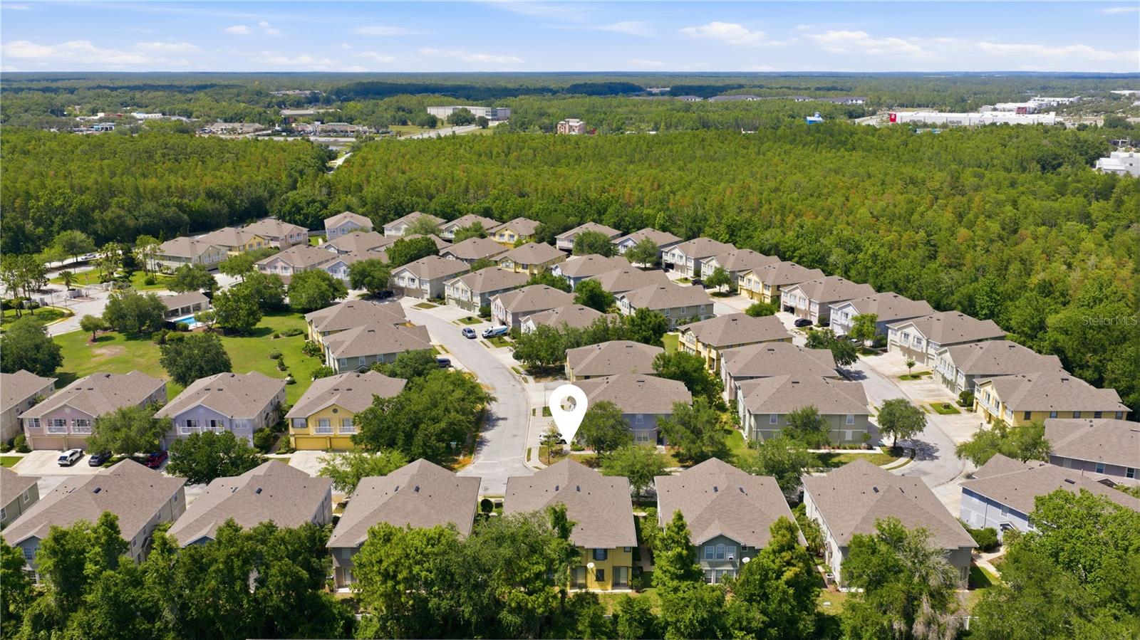 SADDLE CREEK MANOR - Residential