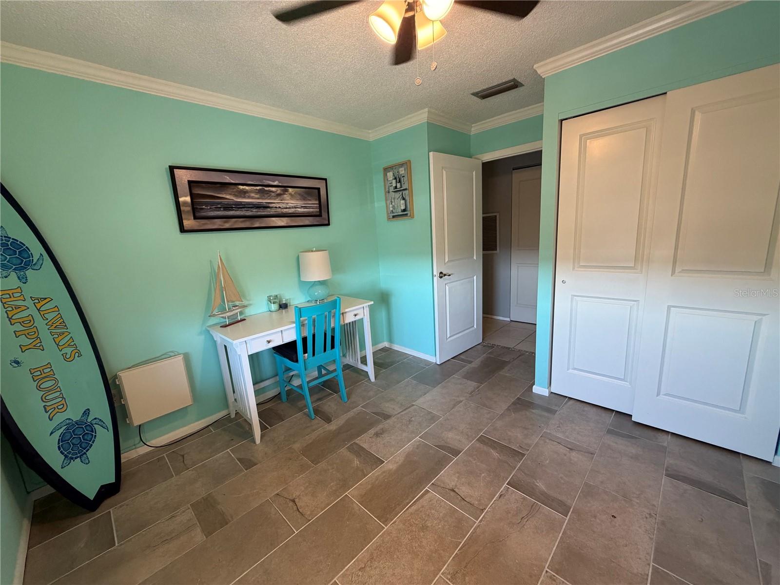 BAYSHORE ON THE LAKE APARTMENTS LL SECTION 3 - Residential Lease