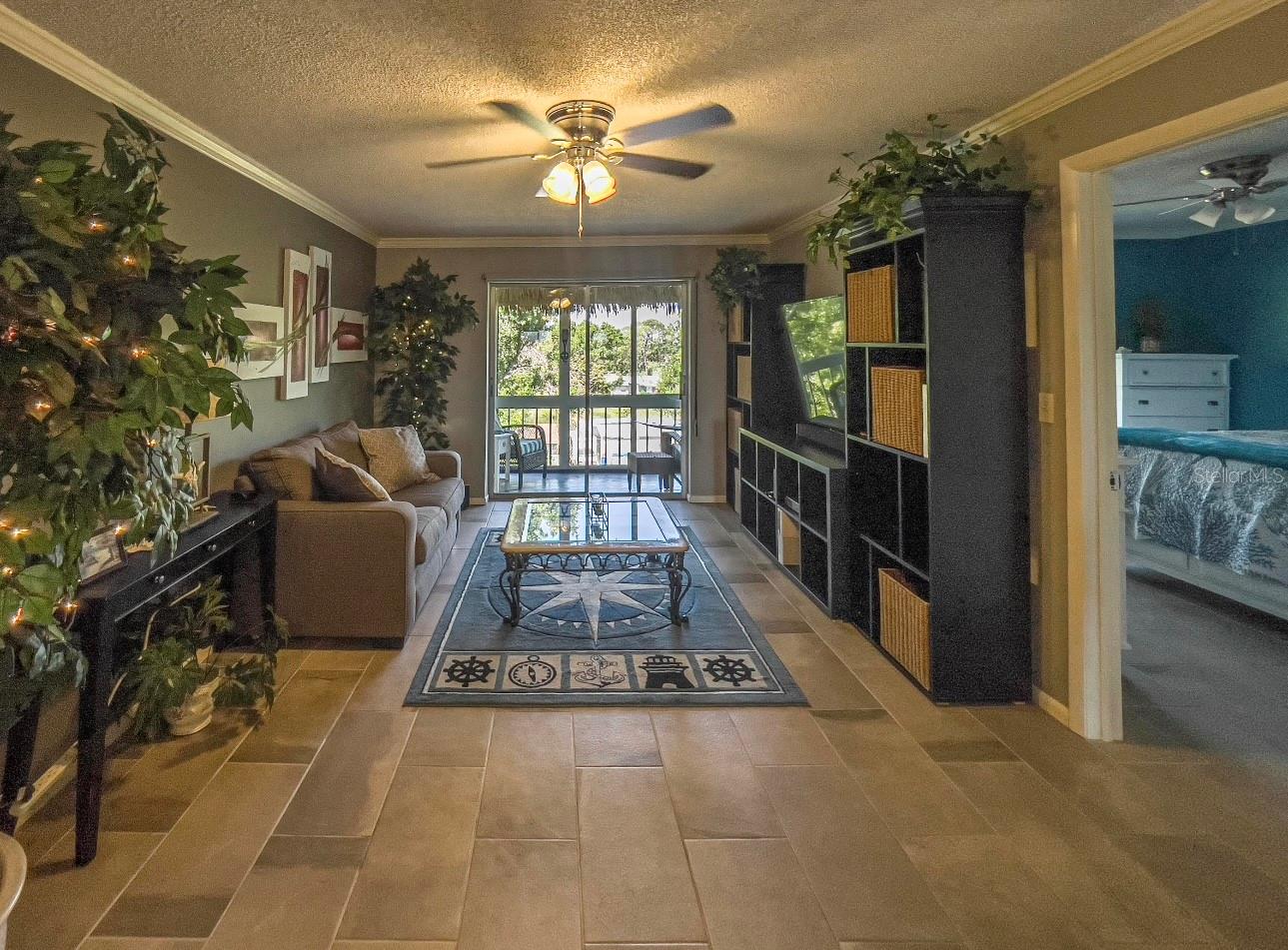 BAYSHORE ON THE LAKE APARTMENTS LL SECTION 3 - Residential Lease