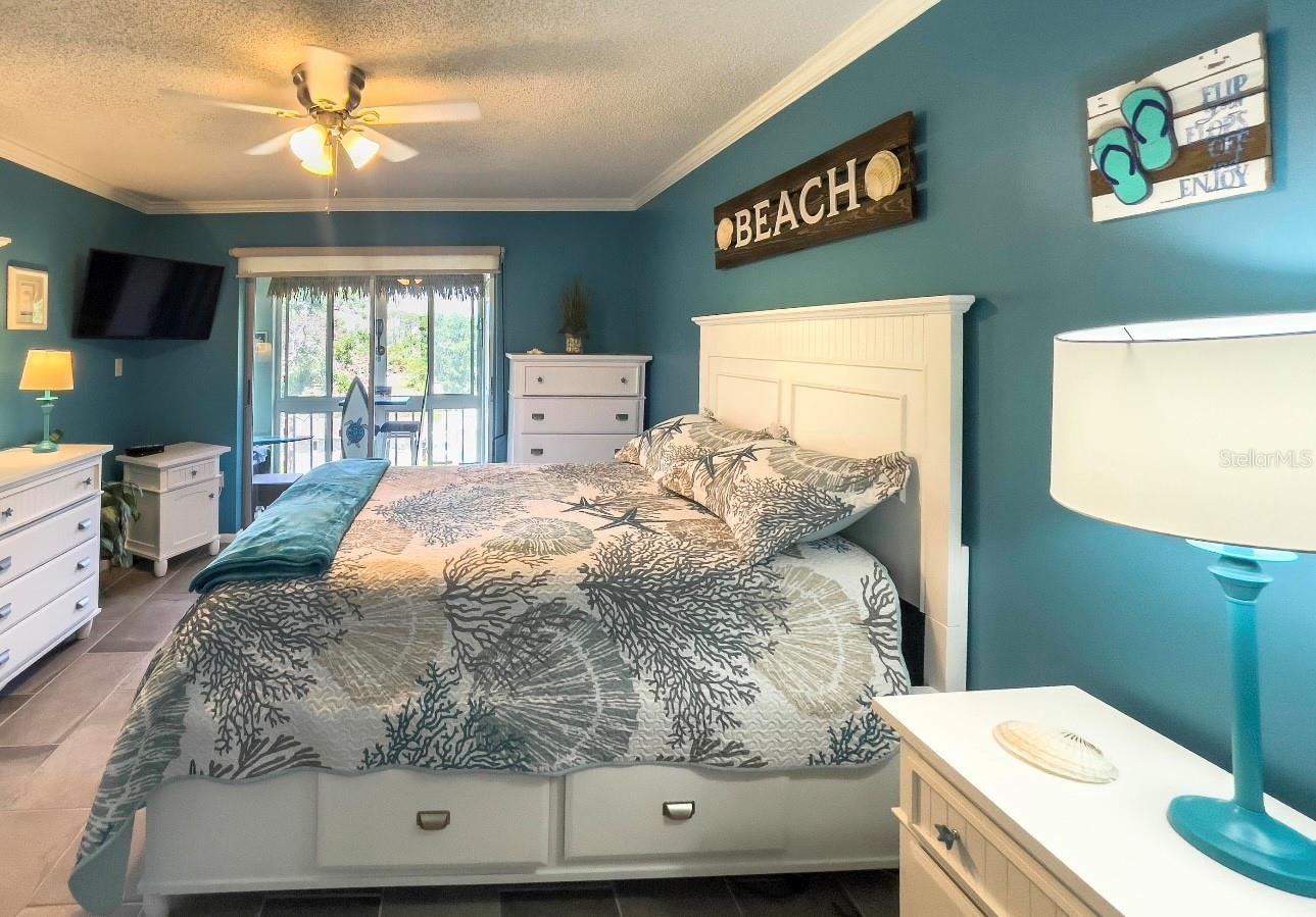 BAYSHORE ON THE LAKE APARTMENTS LL SECTION 3 - Residential Lease