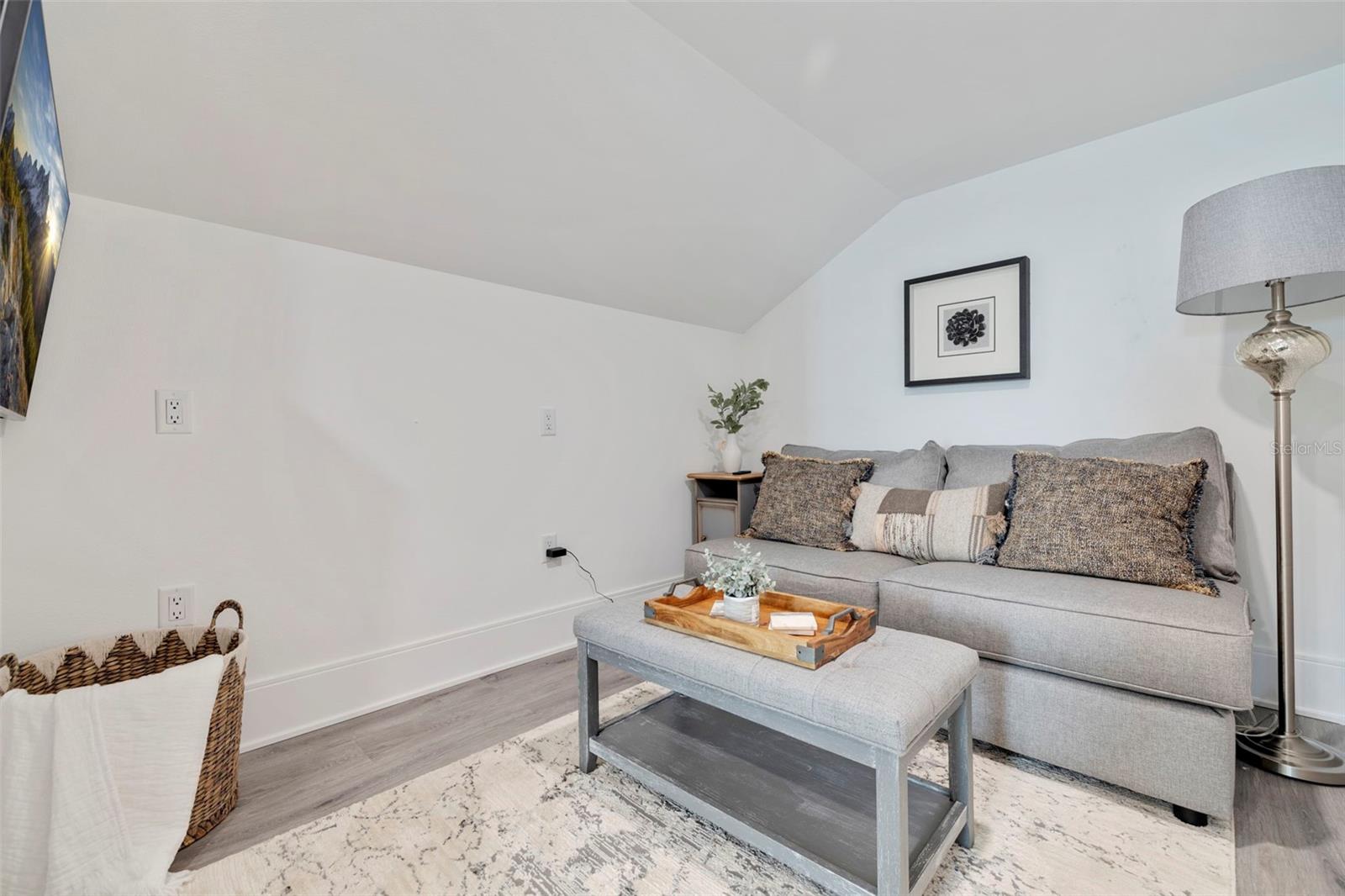 PALMS AT 1800 CONDO - Residential