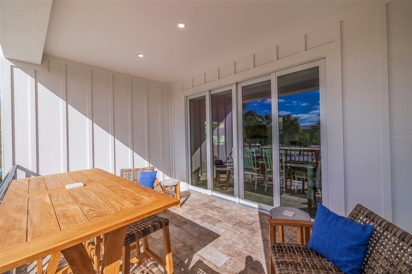 PALMS AT 1800 CONDO - Residential