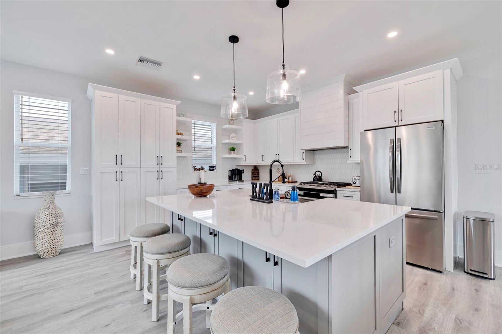 PALMS AT 1800 CONDO - Residential