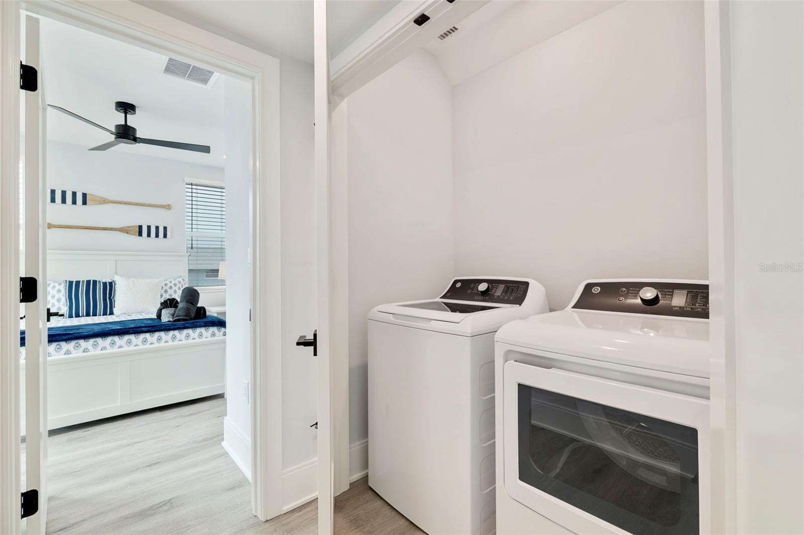 PALMS AT 1800 CONDO - Residential