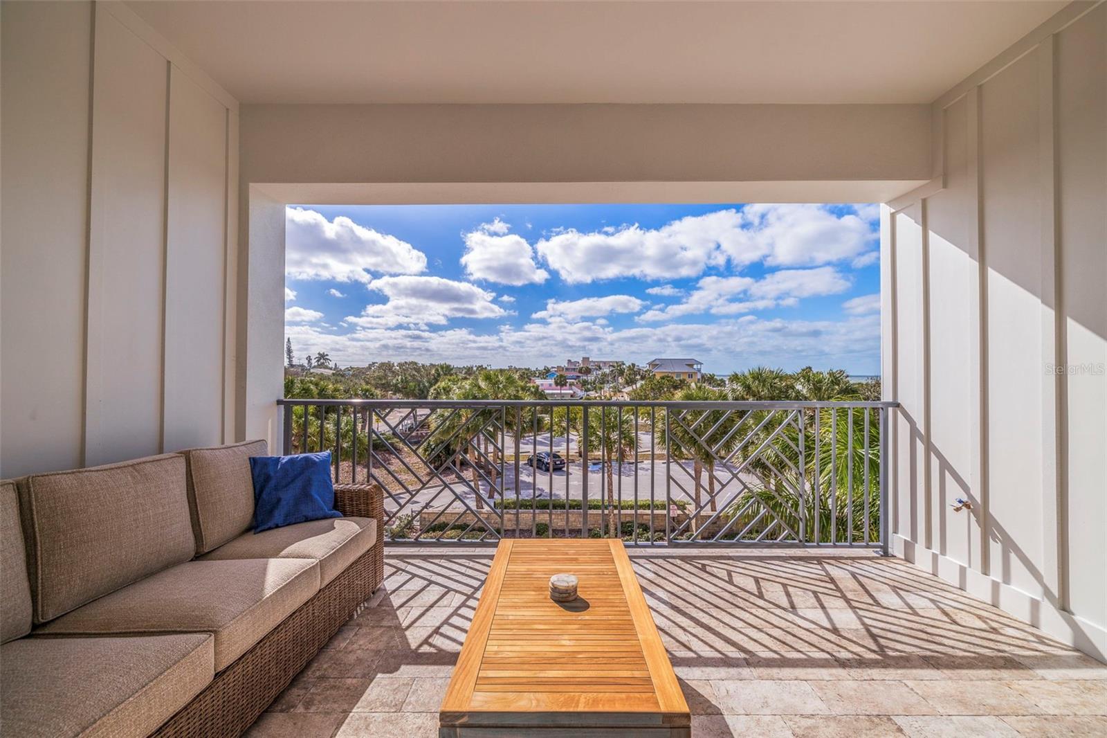 PALMS AT 1800 CONDO - Residential