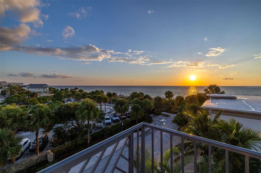 Photo of 1800 Gulf Boulevard #1, Indian Rocks Beach, FL 33785 (MLS # TB8456628)