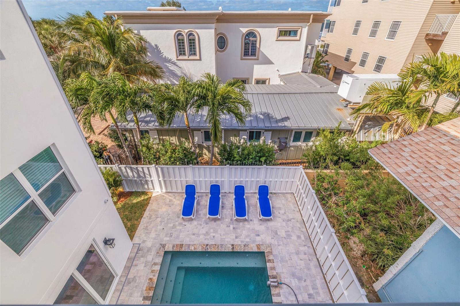 PALMS AT 1800 CONDO - Residential