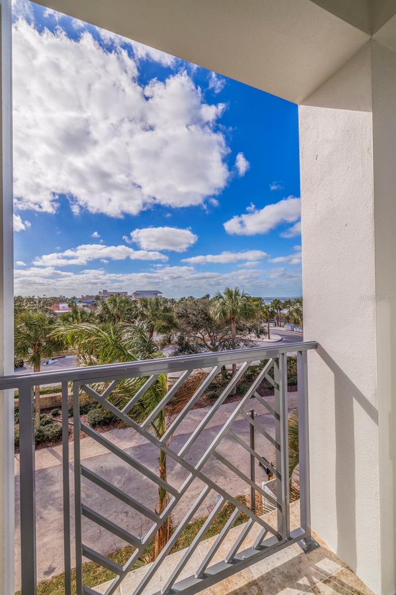 PALMS AT 1800 CONDO - Residential