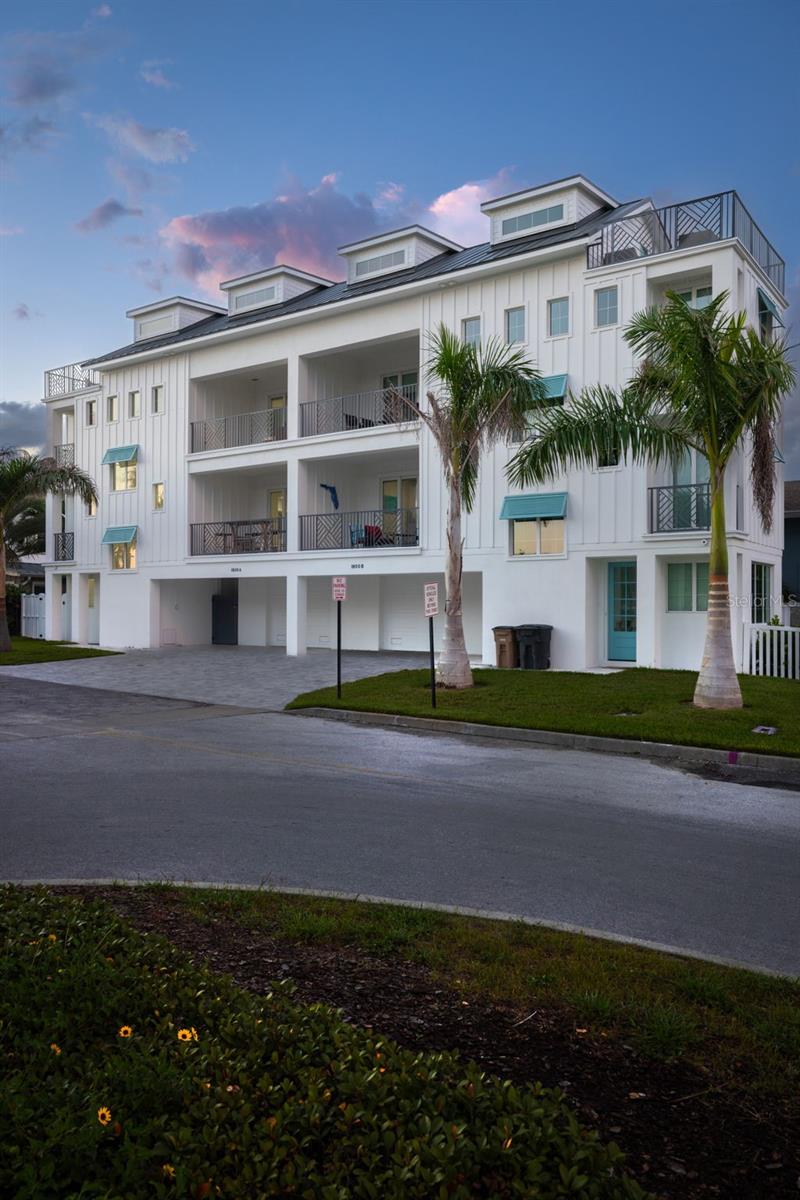 PALMS AT 1800 CONDO - Residential