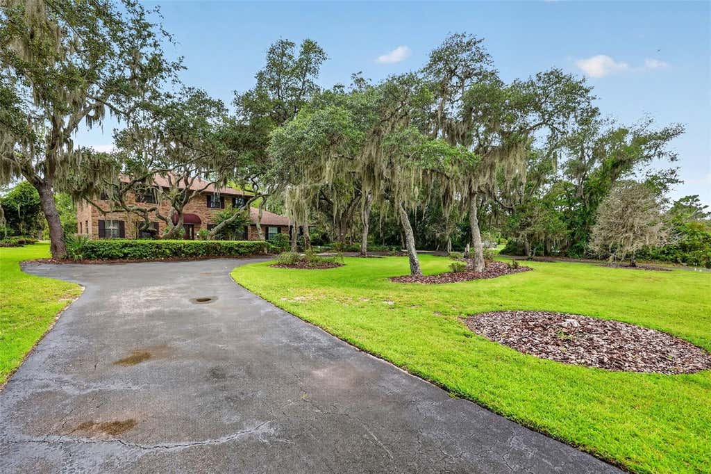 Photo of 15240 Shady Lane, Tavares, FL 32778 (MLS # G5116012)