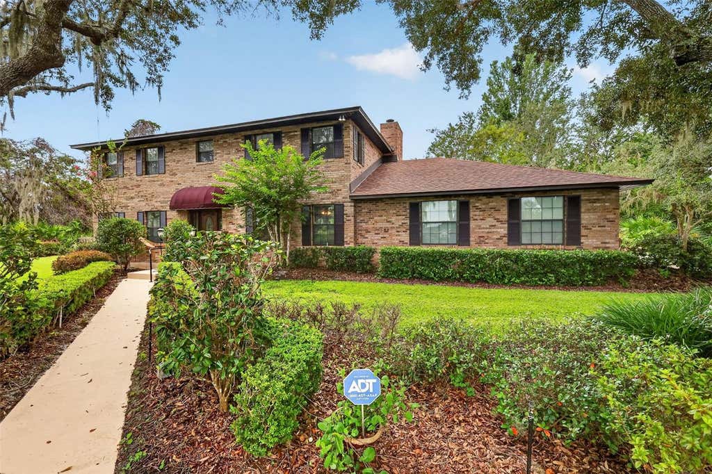 Photo of 15240 Shady Lane, Tavares, FL 32778 (MLS # G5116012)
