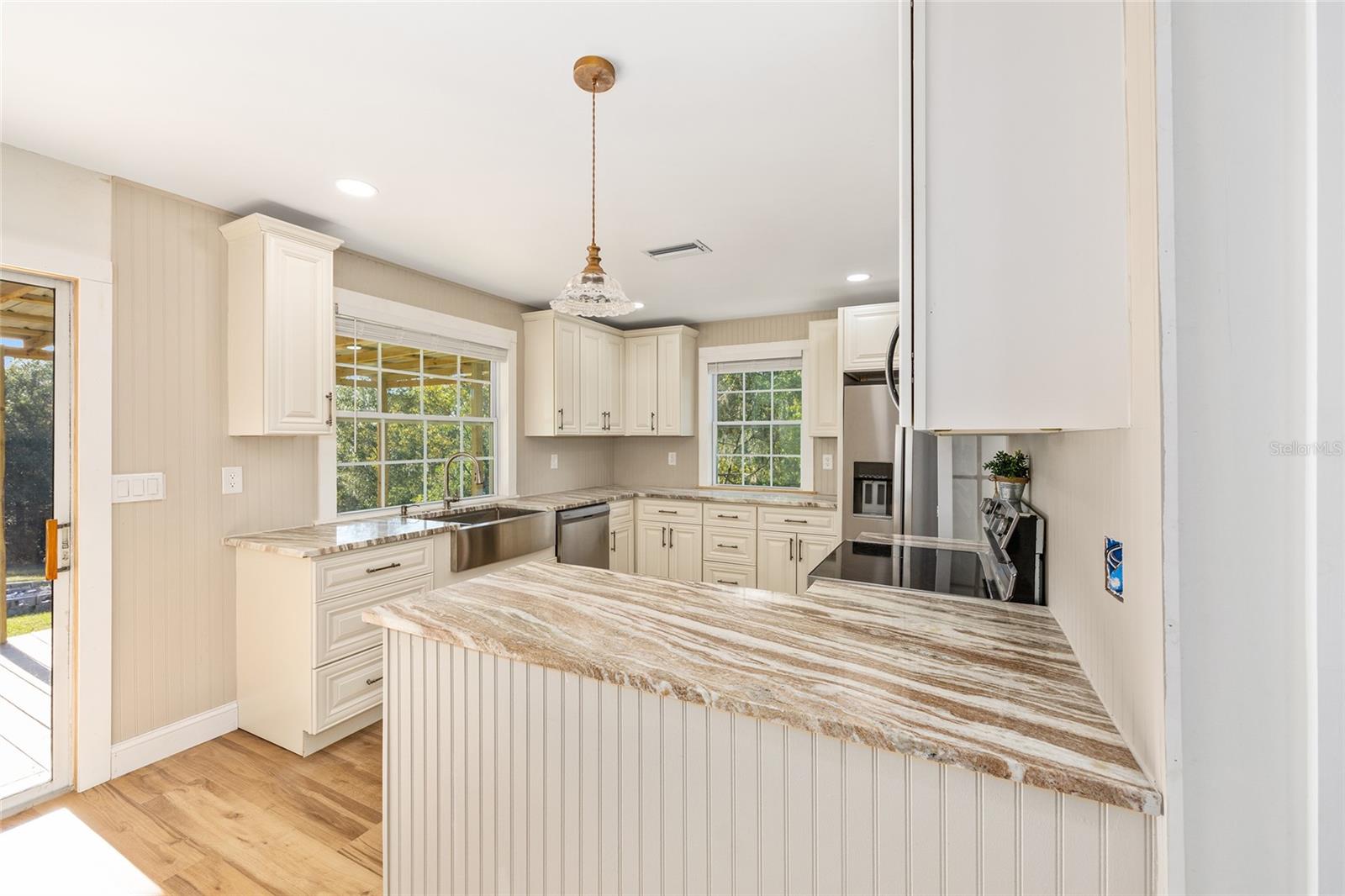 RAINBOW SPGS - Residential