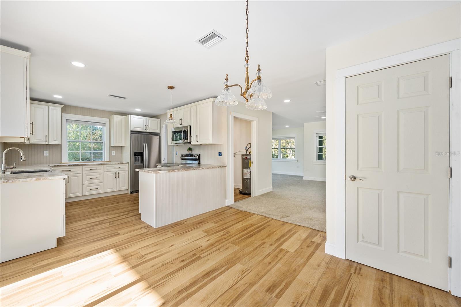 RAINBOW SPGS - Residential