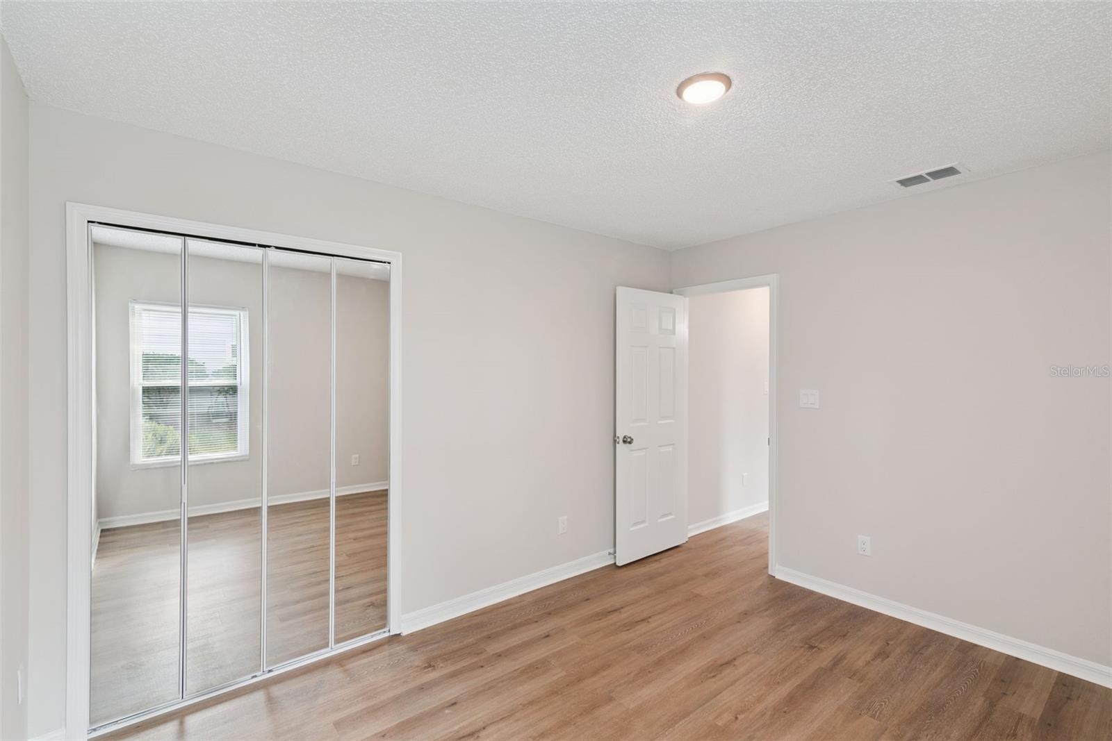 PLANTATION AT LEESBURG RIVER CREST UNIT 01 - Residential