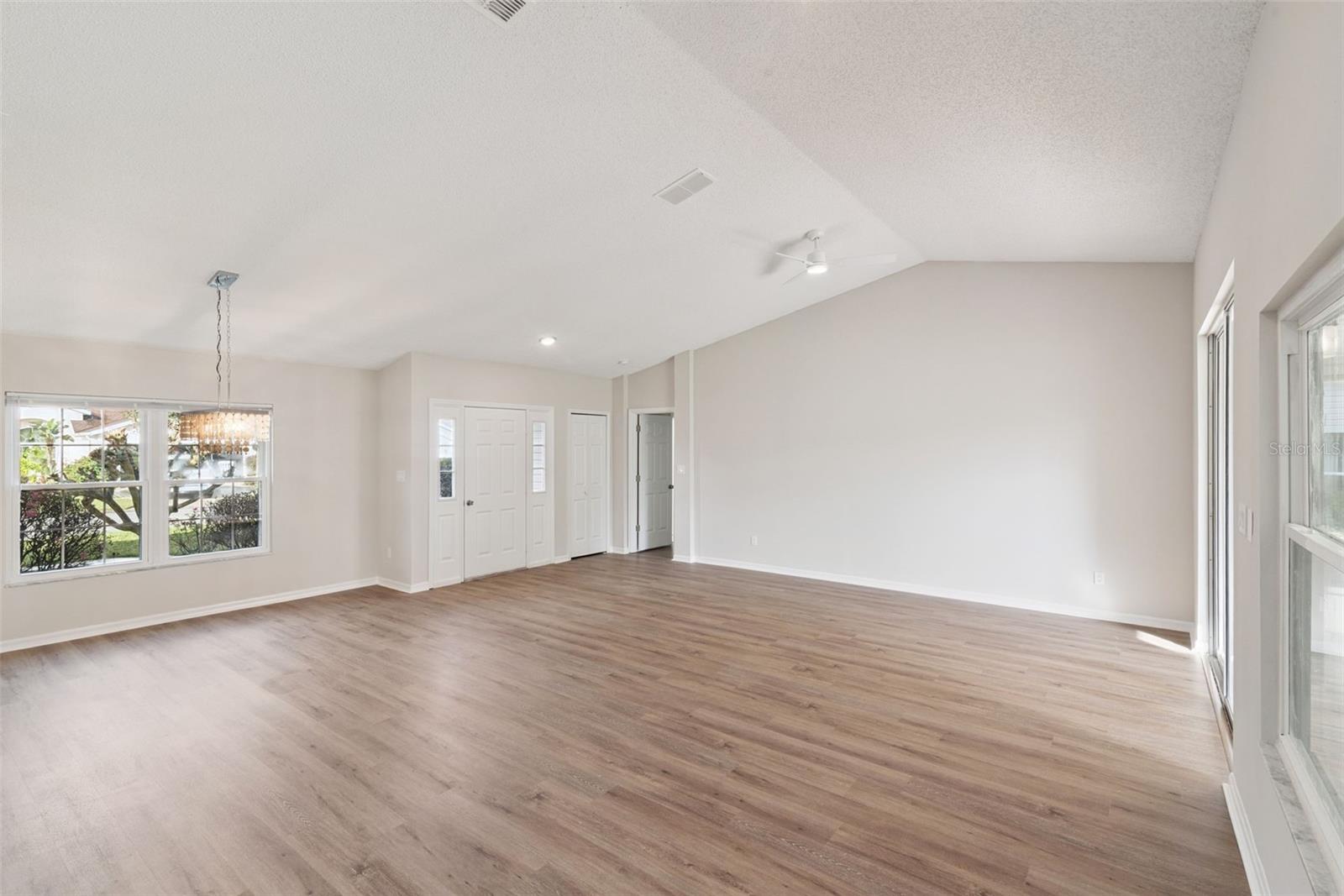 PLANTATION AT LEESBURG RIVER CREST UNIT 01 - Residential