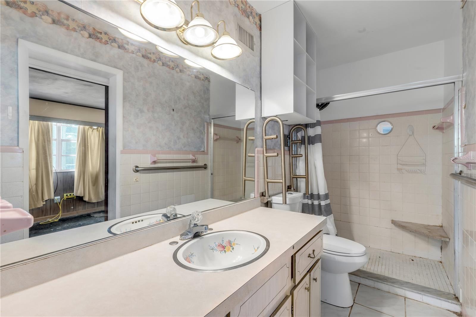 PALM GROVE 5TH ADDITION - Residential