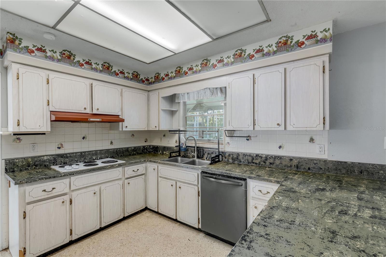 PALM GROVE 5TH ADDITION - Residential