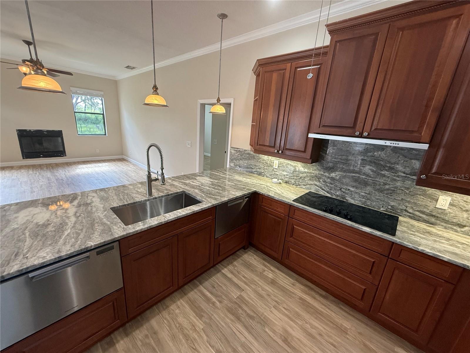 LAUREL MEADOWS - Residential Lease