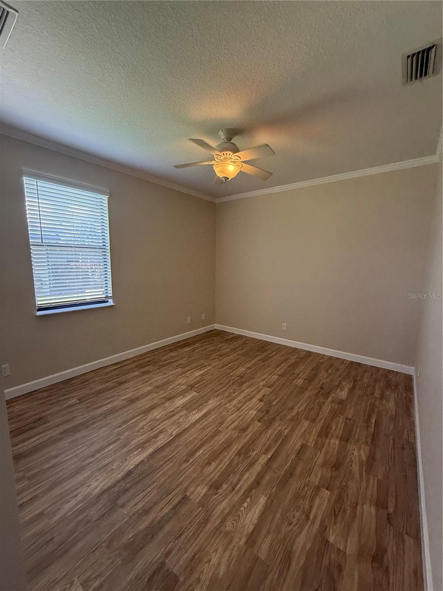 LAUREL MEADOWS - Residential Lease