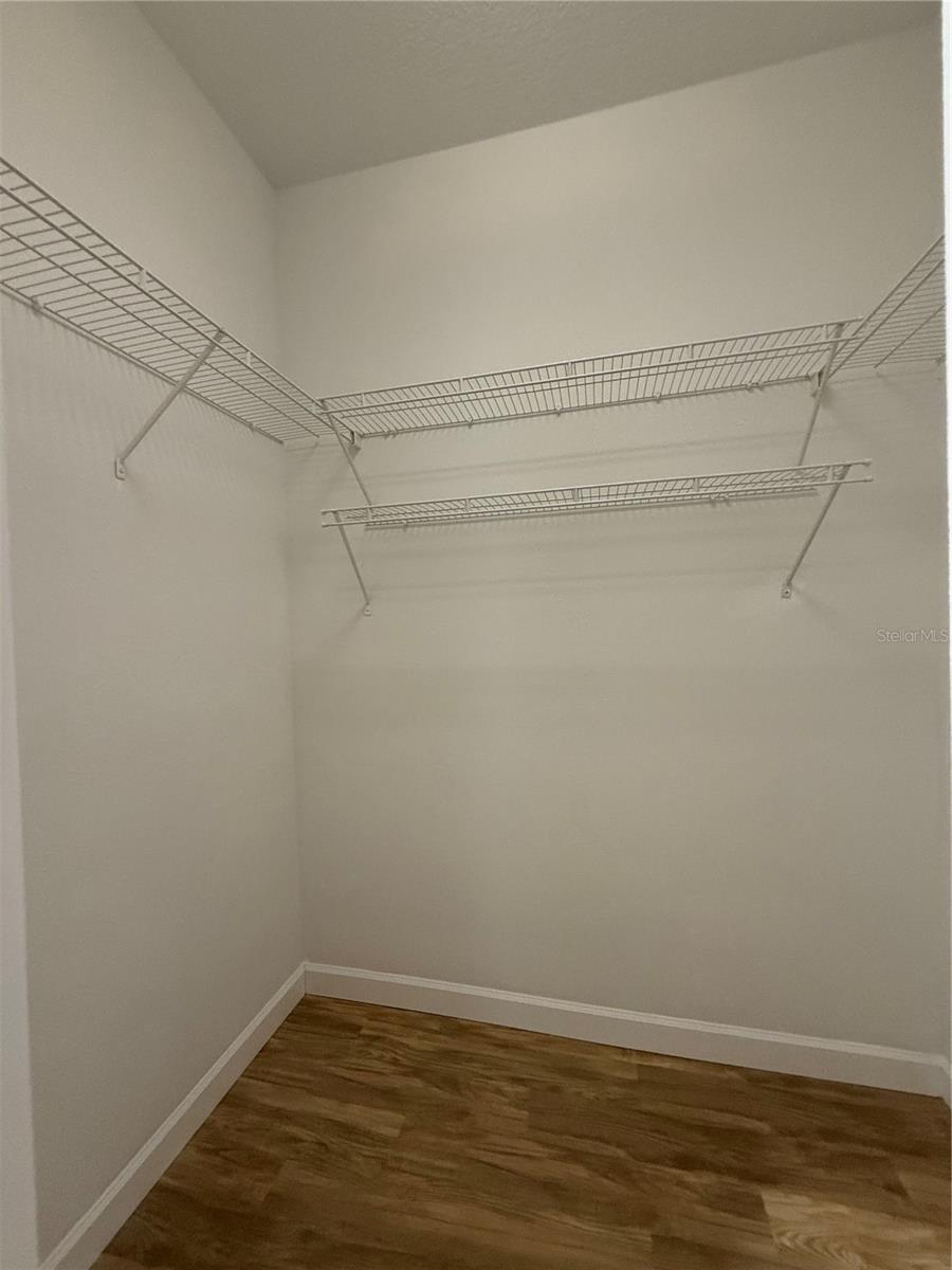 LAUREL MEADOWS - Residential Lease