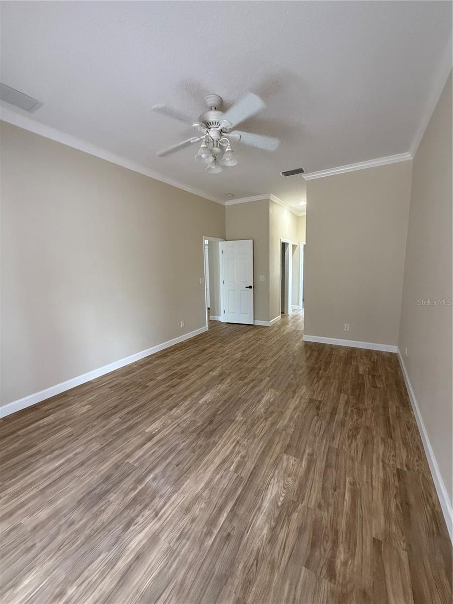 LAUREL MEADOWS - Residential Lease
