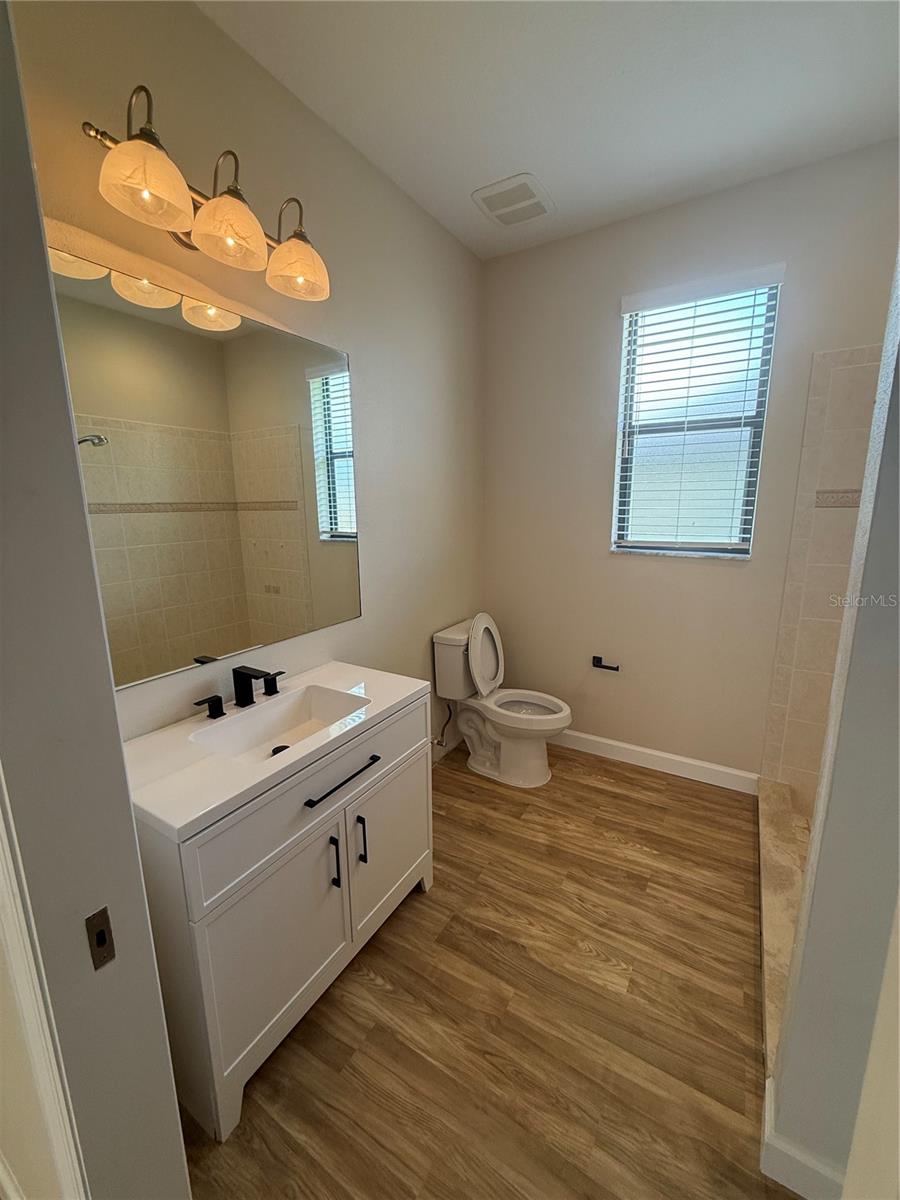 LAUREL MEADOWS - Residential Lease