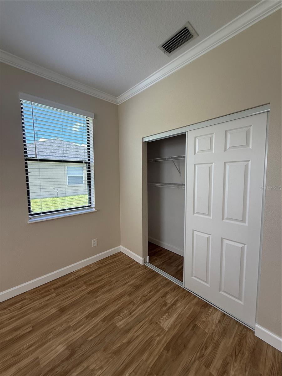 LAUREL MEADOWS - Residential Lease