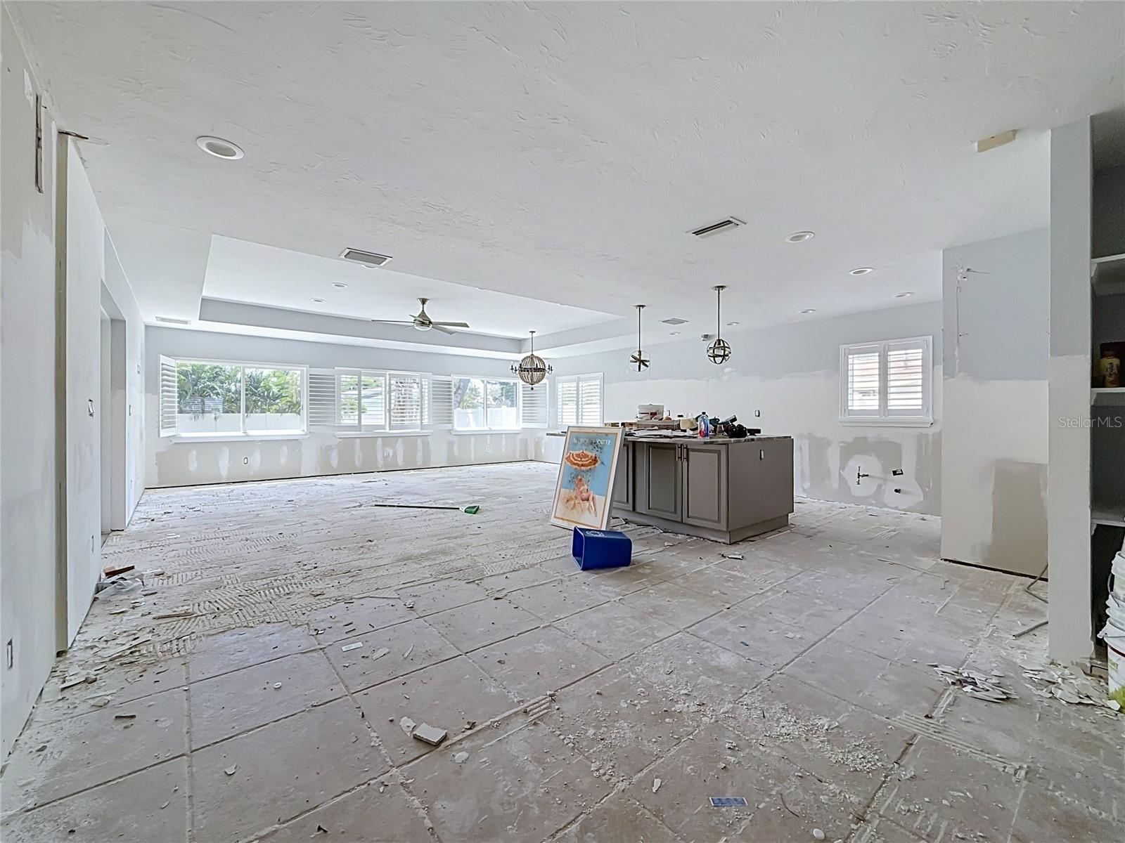 2010 BAYOU GRANDE BOULEVARD NE