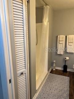 CIRCLE SQUARE WOODS - Residential