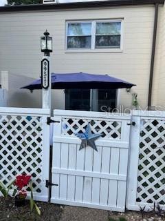 CIRCLE SQUARE WOODS - Residential