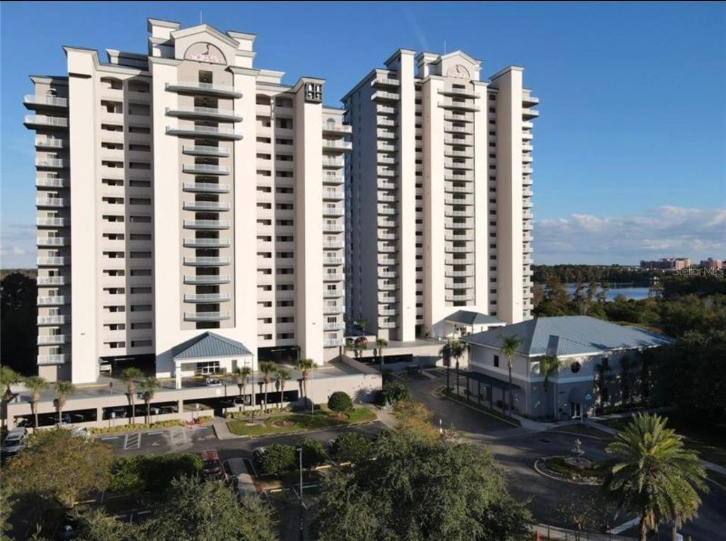 Photo of 13415 Blue Heron Beach Drive, Orlando, FL 32821 (MLS # S5142808)