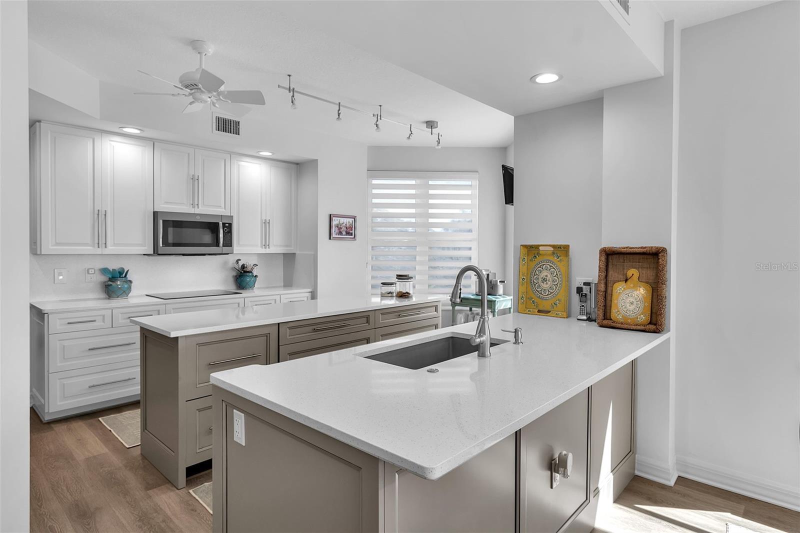 MERIDIAN AT THE OAKS PRESERVE - Residential