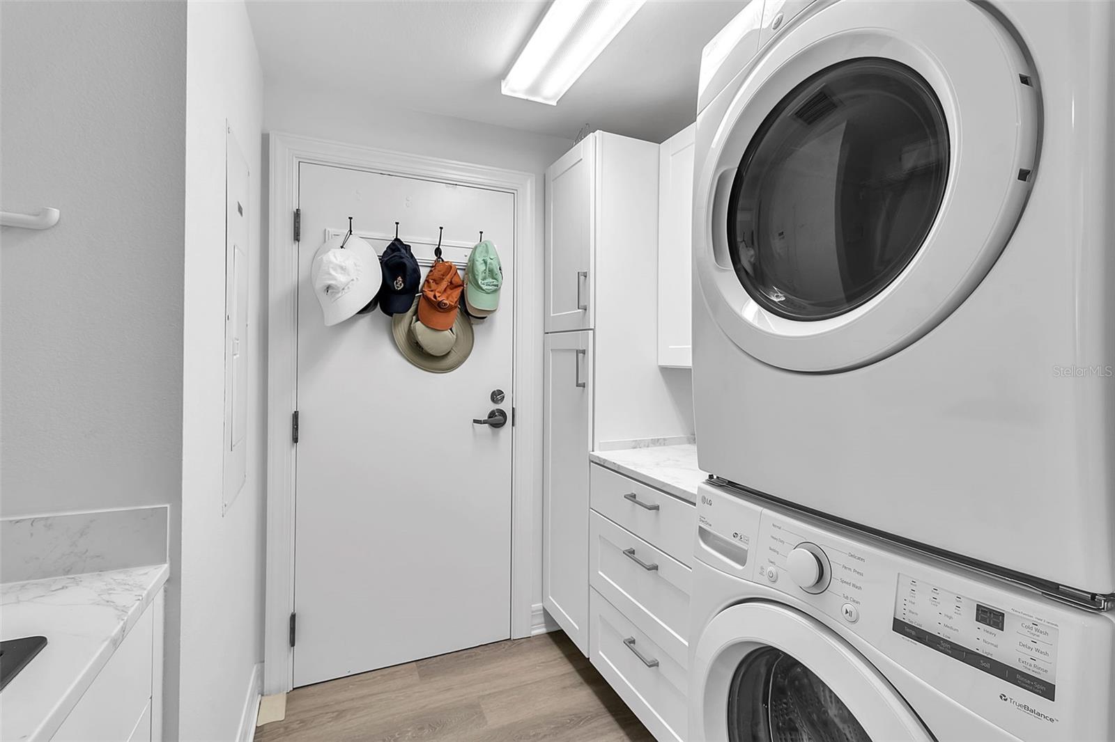 MERIDIAN AT THE OAKS PRESERVE - Residential