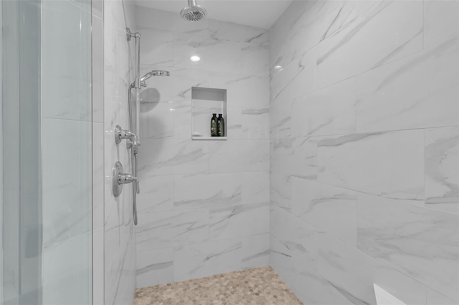 MERIDIAN AT THE OAKS PRESERVE - Residential