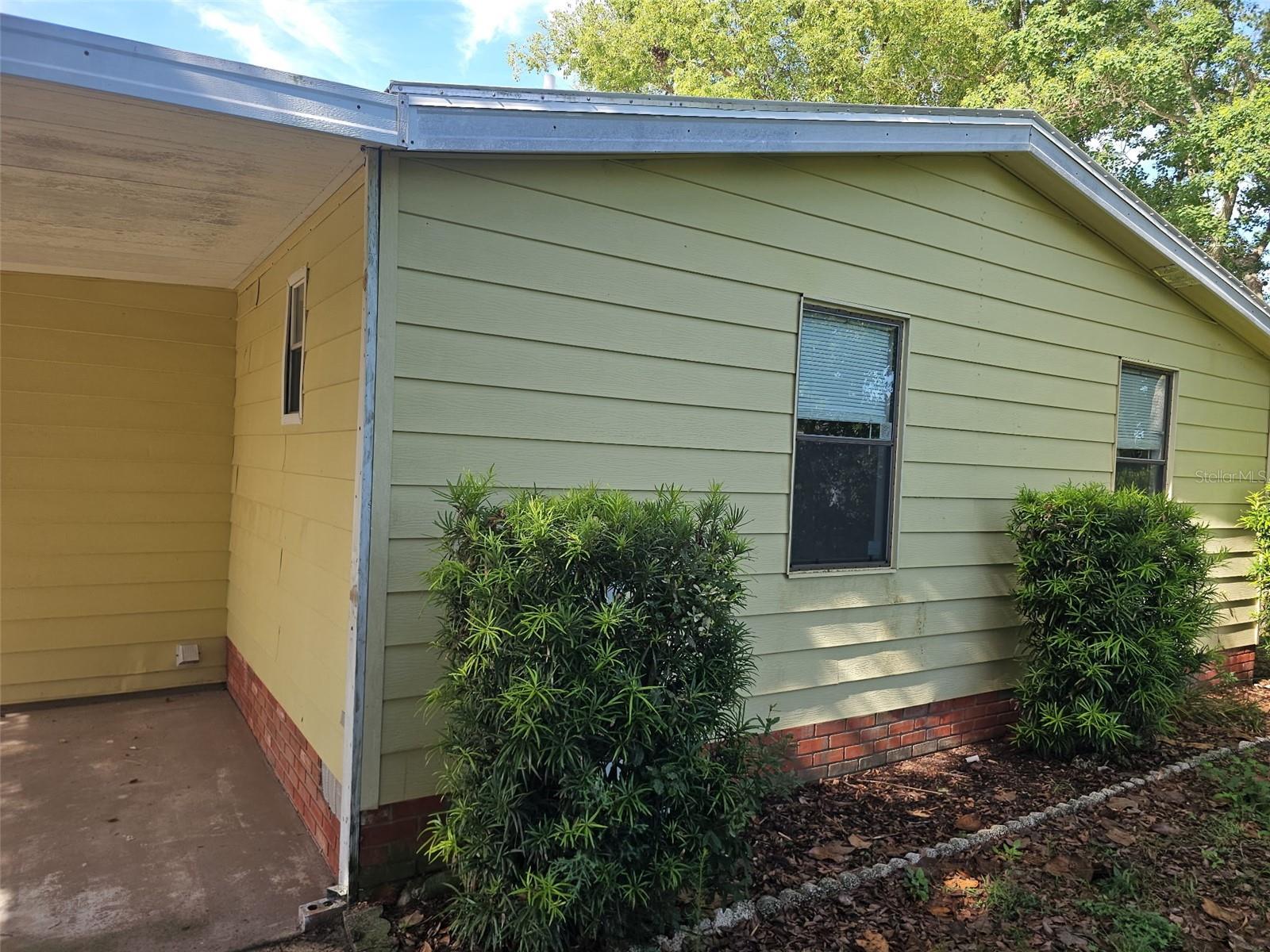 LADY LAKE ORANGE BLOSSOM GARDENS UNIT 07 - Residential