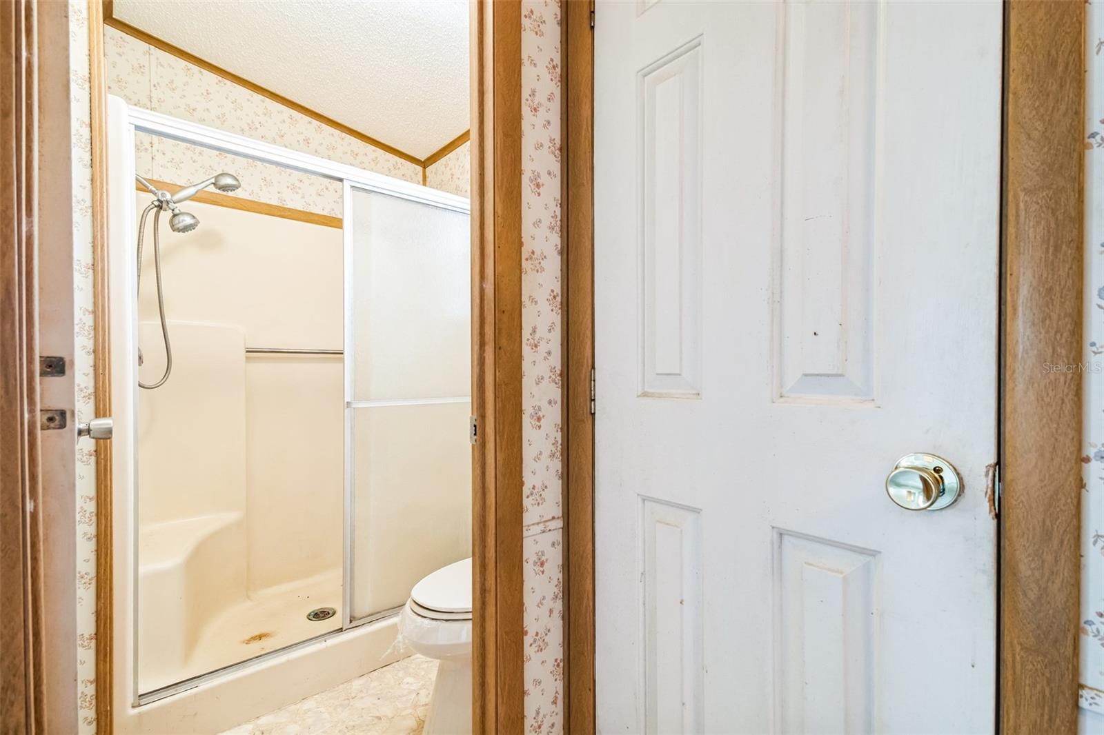 LADY LAKE ORANGE BLOSSOM GARDENS UNIT 07 - Residential