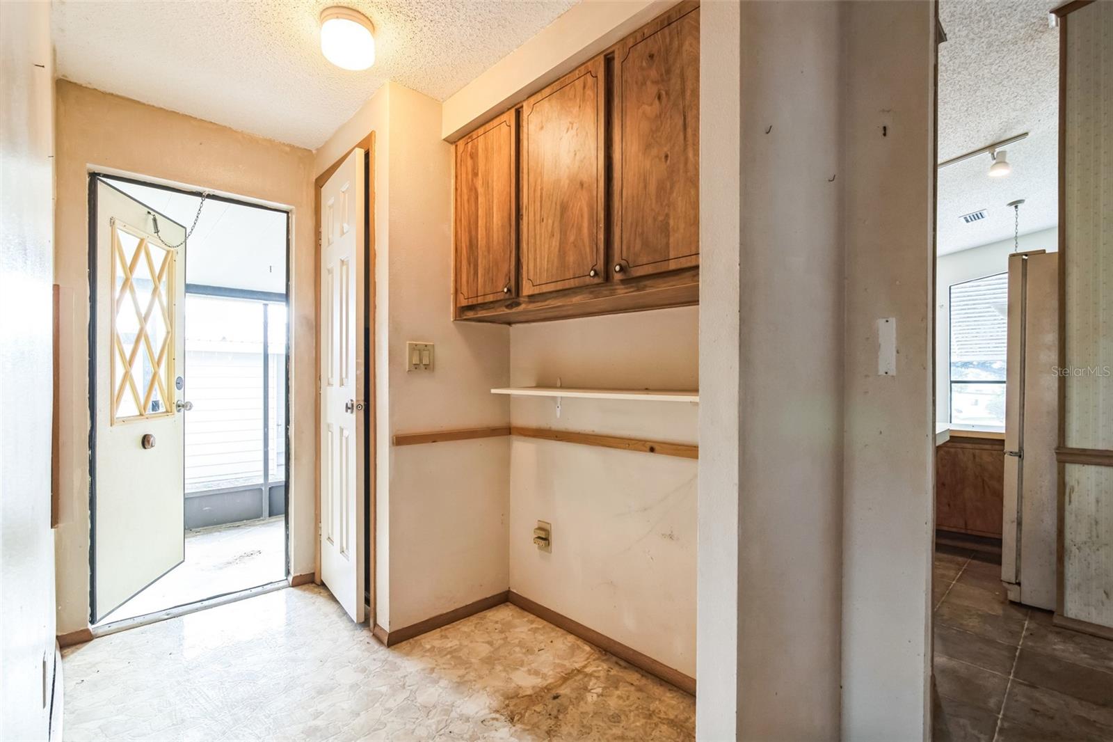 LADY LAKE ORANGE BLOSSOM GARDENS UNIT 07 - Residential