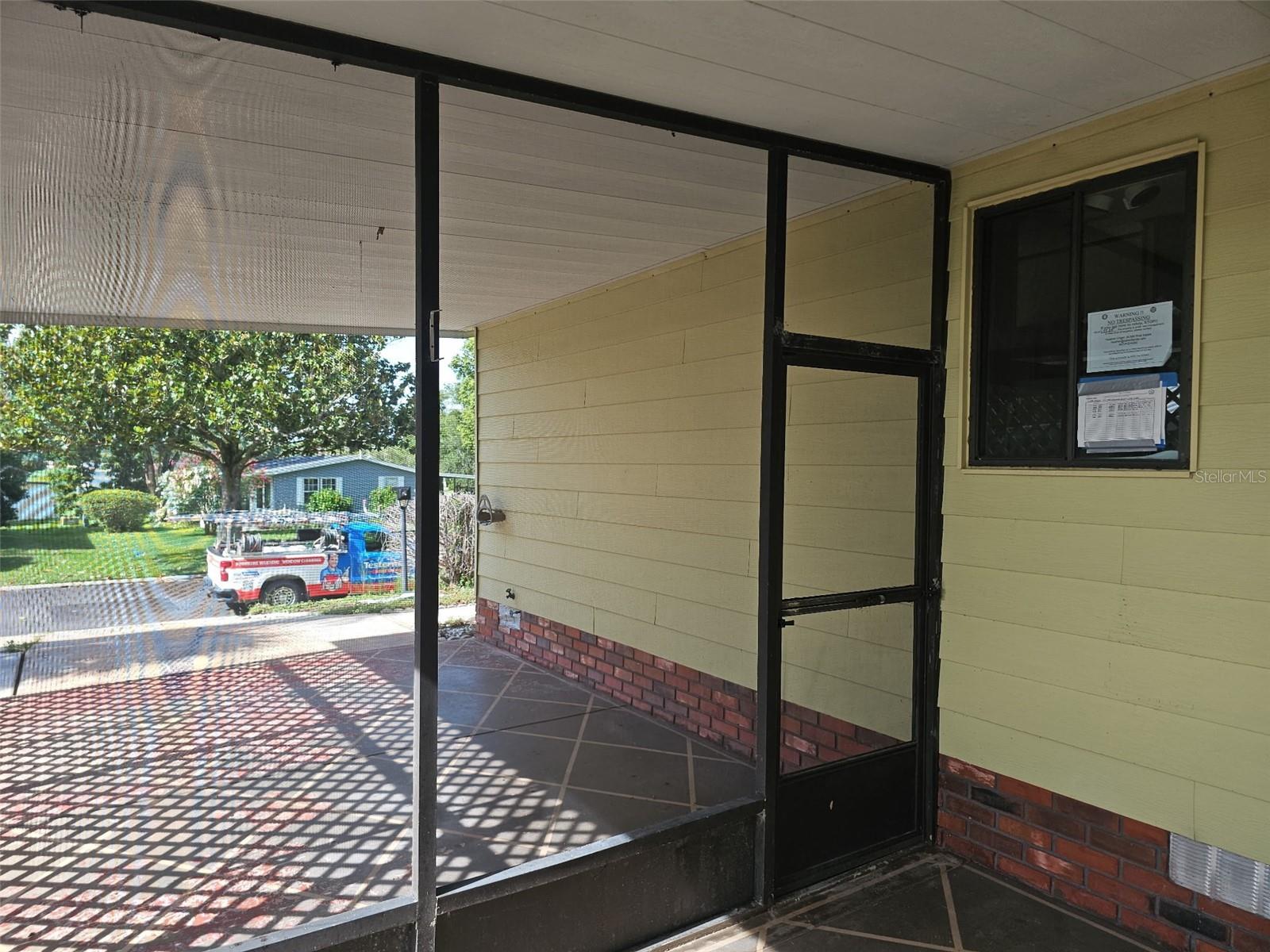 LADY LAKE ORANGE BLOSSOM GARDENS UNIT 07 - Residential
