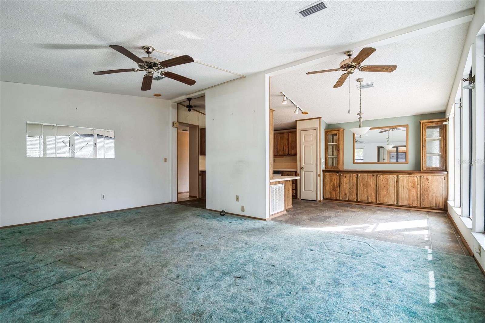 LADY LAKE ORANGE BLOSSOM GARDENS UNIT 07 - Residential