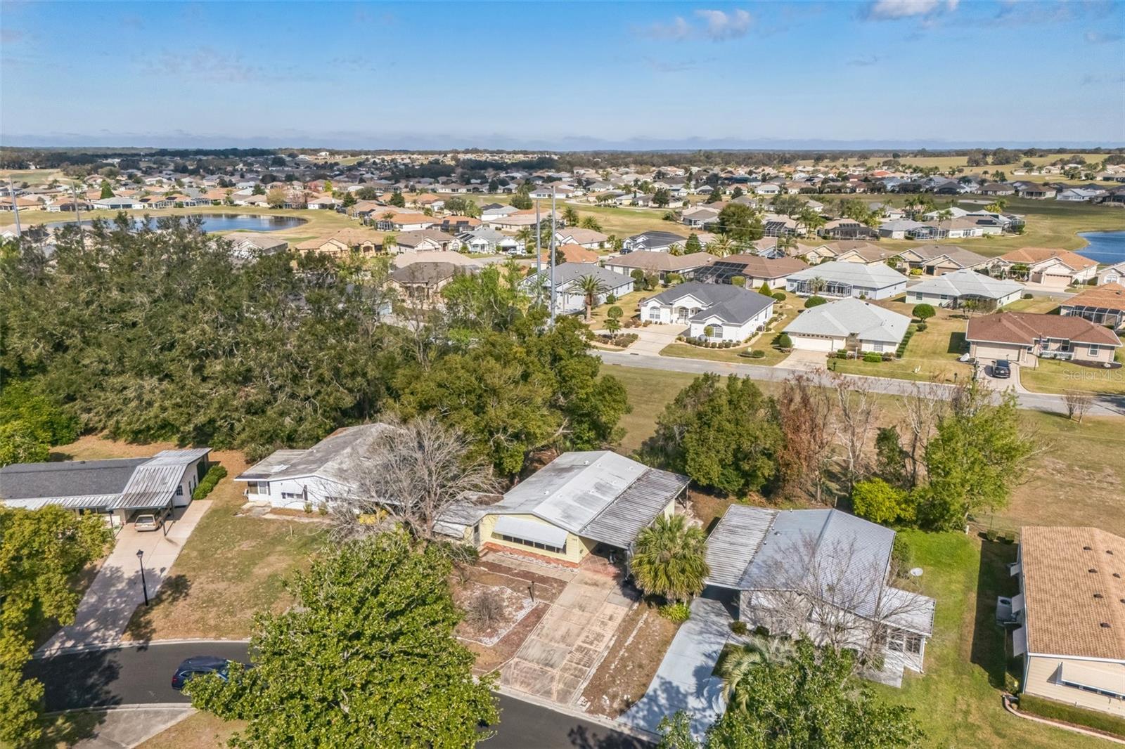 LADY LAKE ORANGE BLOSSOM GARDENS UNIT 07 - Residential